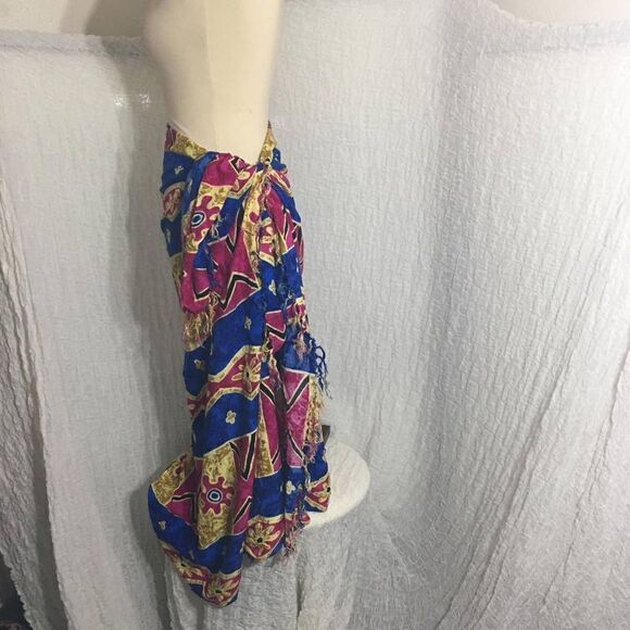 Colorful Multiple-print Swim Cover-Up Sarong - Picture 6 of 8
